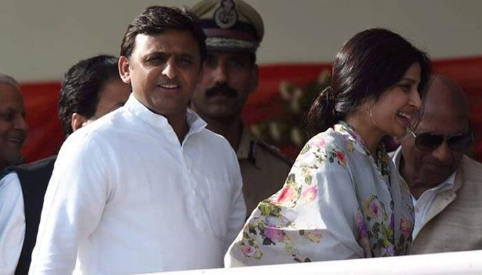 Akhilesh Yadav does &#039;kaam ki baat&#039; not &#039;mann ki baat&#039;: Dimple Yadav