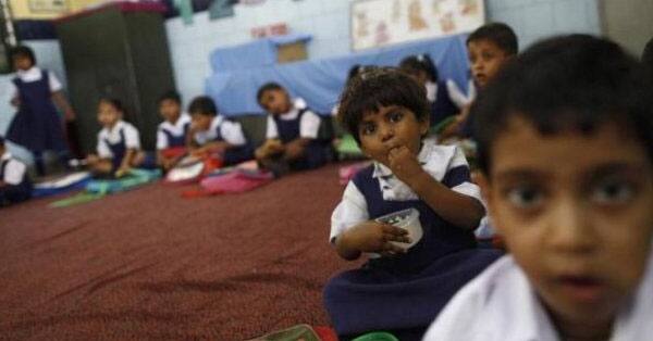 Dead rat in midday meal in Delhi school, 9 students hospitalised, FIR lodged