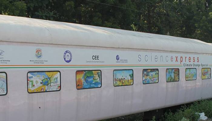 Dedicated to climate-change, &#039;Science Express&#039; train flagged off to cover 68 stations 