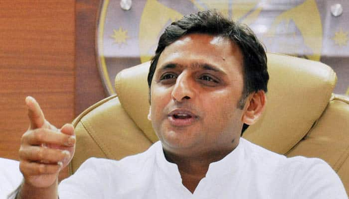 Akhilesh Yadav casts vote, ducks questions on Mulayam-Shivpal