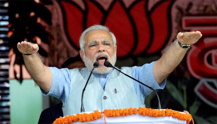 PM Narendra Modi&#039;s &#039;graveyard&#039; remark sparks row, Congress to file complaint with EC