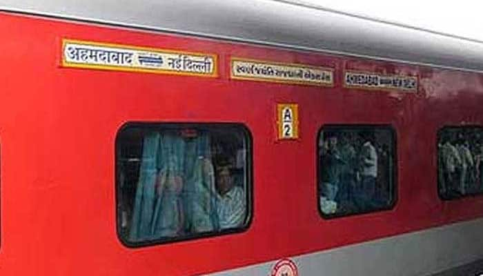 Passengers to grade Rajdhani, Shatabdi trains on cleanliness