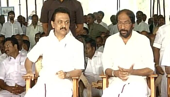 Tamil Nadu power tussle: MK Stalin-led DMK begins hunger strike against CM Palaniswami&#039;s trust vote