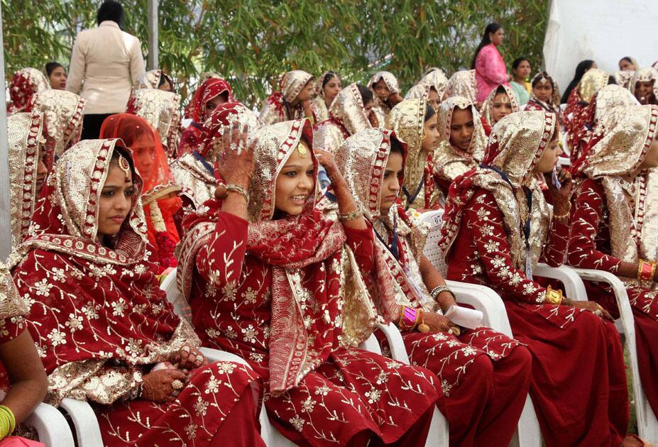 Mass marriage ceremony