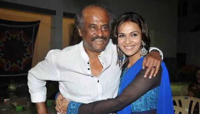 Rajinikanth&#039;s daughter Soundarya&#039;s car rams into auto-rickshaw, Dhanush saves her day