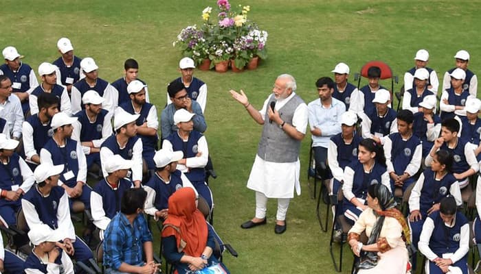 PM Modi meets children from Jammu and Kashmir, calls it &#039;great interaction&#039;