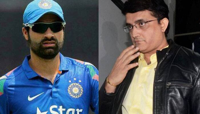 National anthem row: Media didn&#039;t attack Sourav Ganguly when he chewed gum, says Parvez Rasool&#039;s father