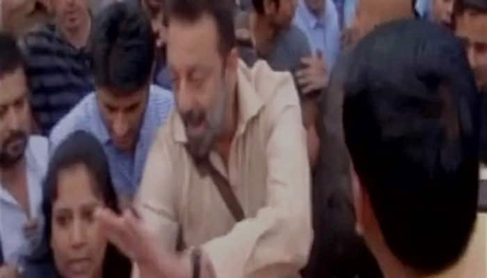 Sanjay Dutt &#039;Bhoomi&#039; shoot: Brawl between bodyguards and media results in FIR against the actor