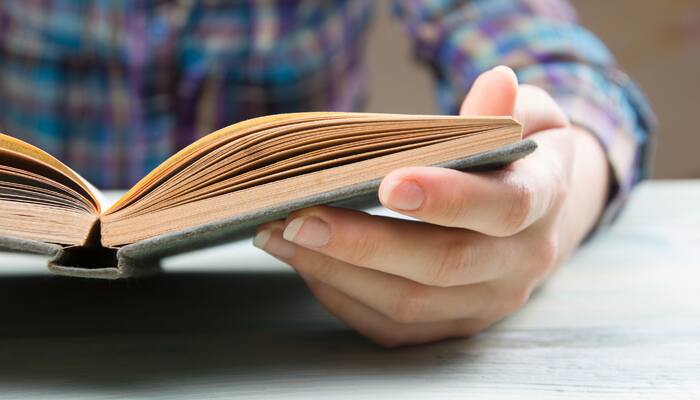 Suffering from chronic pain? Reading a good book may help ease the pain