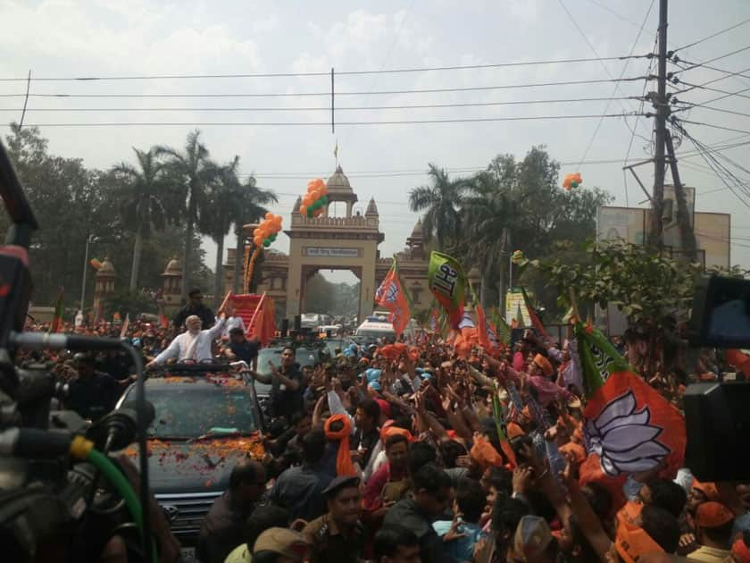 Narendra Modi's roadshow