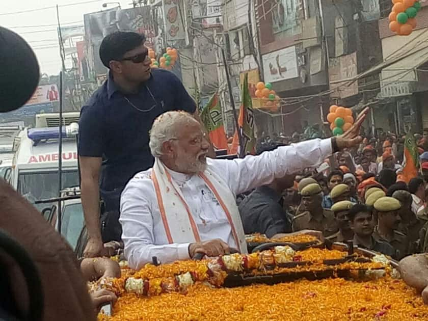 Narendra Modi's roadshow