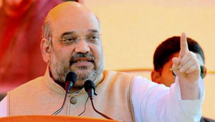 Arresting Prajapati is to be BJP&#039;s UP govt first task: Shah