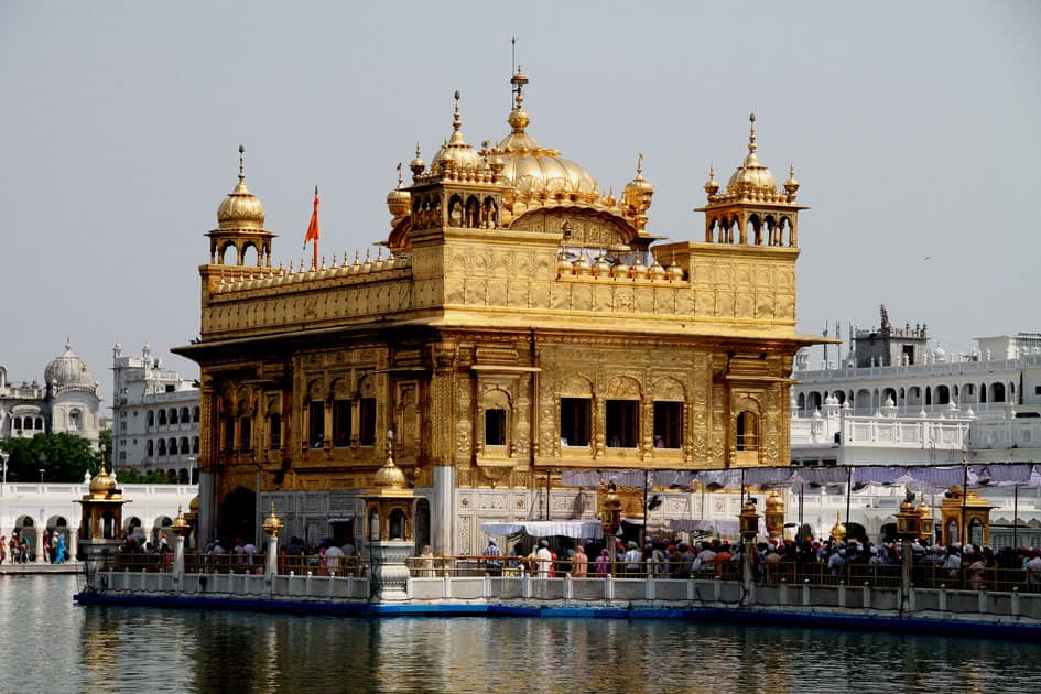 10 Famous Monuments In India News 4760