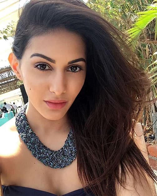 Instagram-amyradastur93