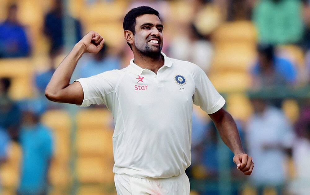 R Ashwin celebrates the wicket of Peter Handscomb