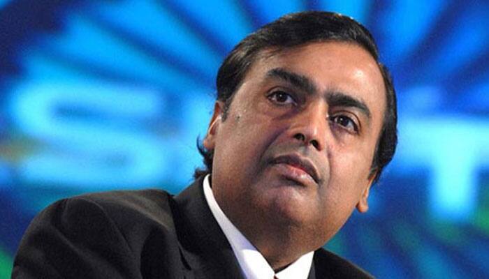 Demonetisation impacts billionaire club; Mukesh Ambani with net worth of $26 billion remains richest Indian