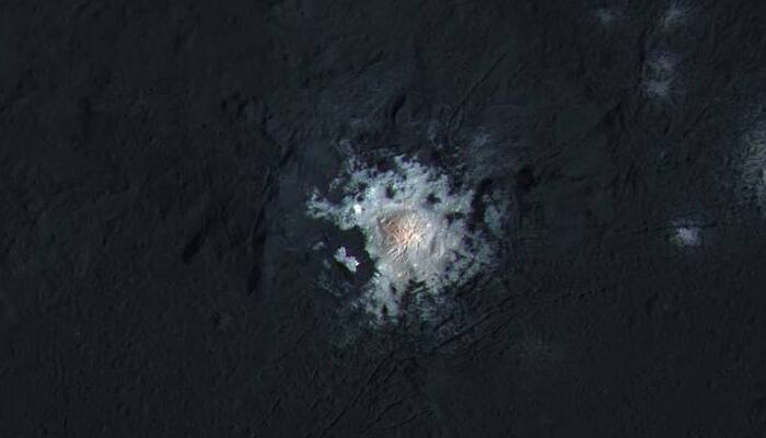 NASA&#039;s Dawn spacecraft reveals age of  Ceres&#039; brightest area