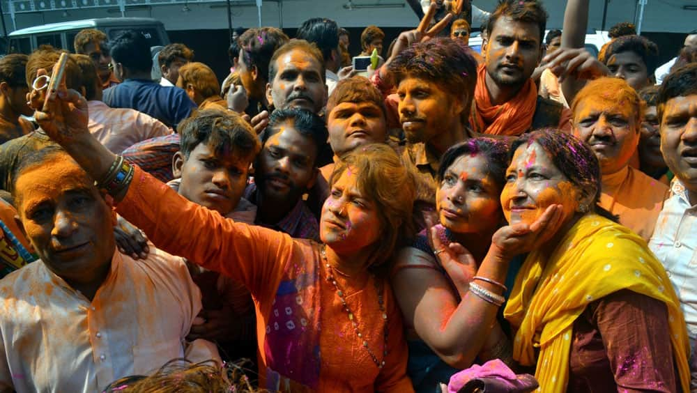 BJP supporters celebrate