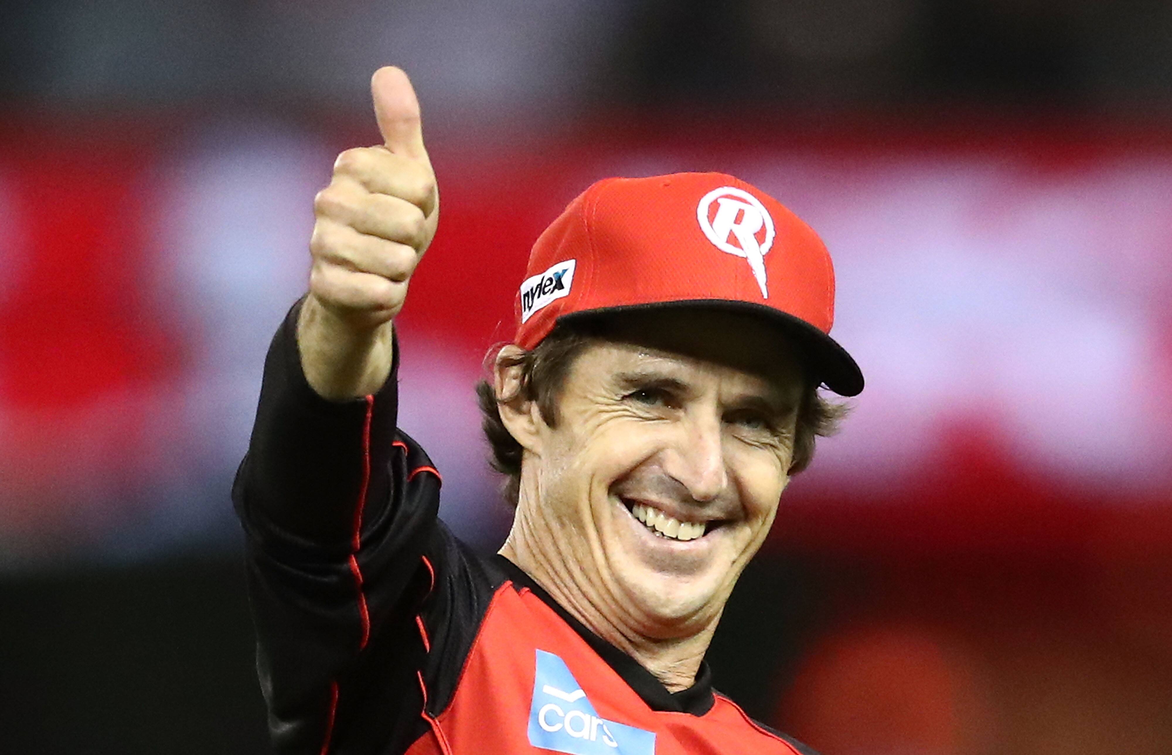 Brad Hogg comes forth in support of Virat Kohli, asks Australians to get off their high horse