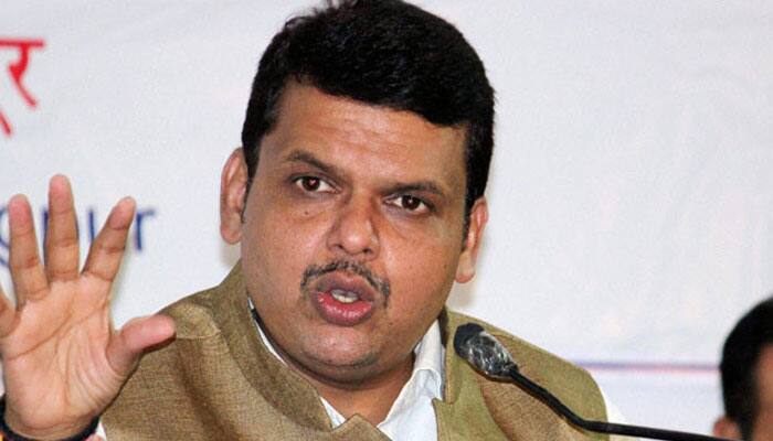 Sukma attack: Maharashtra CM announces Rs 10 Lakh aid to slain jawans&#039; kin