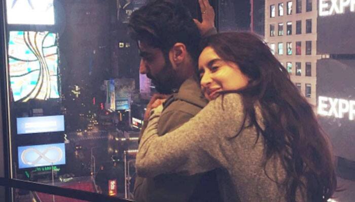 Shraddha and Arjun Kapoor&#039;s &#039;Half Girlfriend&#039; FRESH STILL is here!