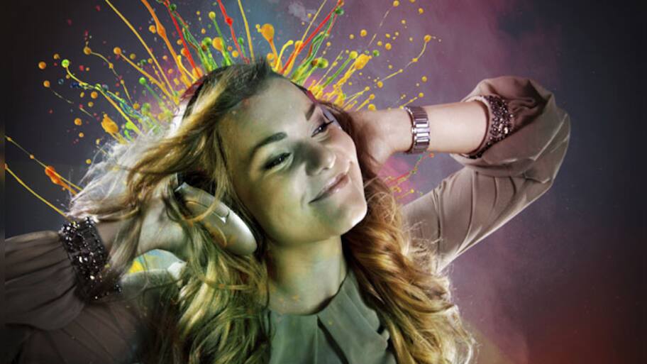 Girl severely injured as headphones explode after she falls asleep ...