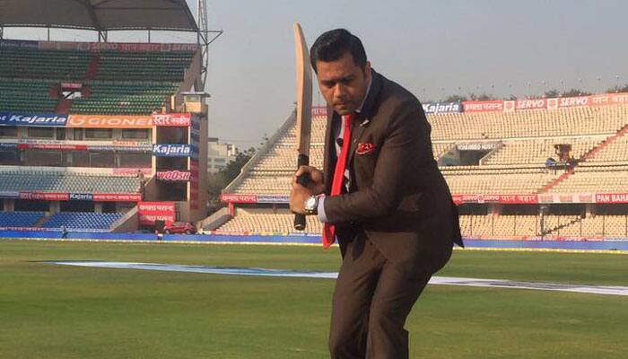 Life is a pitch: Aakash Chopra&#039;s prefect answer to Mayanti Langer