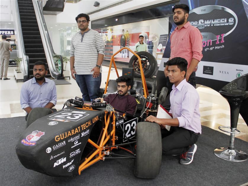 IIT students make a car