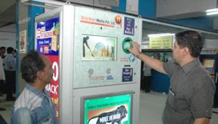 Huge Hit! Mumbaikars make &#039;Swachh Bharat Recycle Machine&#039; a success  