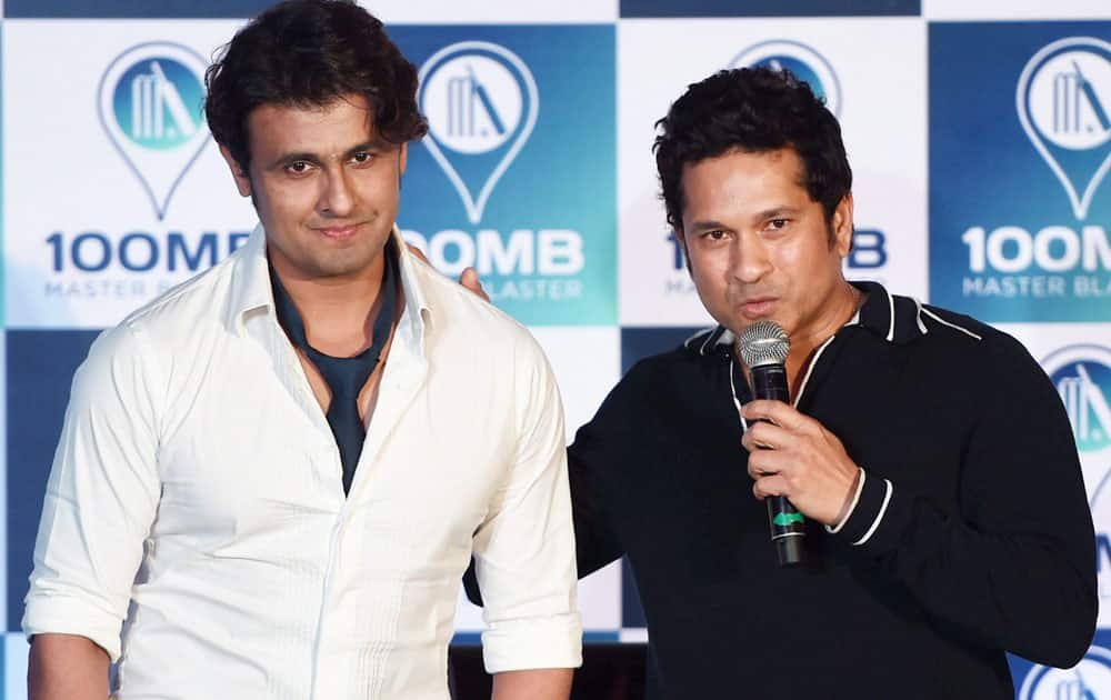 Sachin Tendulkar and Sonu Nigam during the launch of new digital application100MB