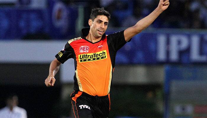 IPL season 10: SRH&#039;s Ashish Nehra becomes the first left-arm bowler to scalp 100 wickets