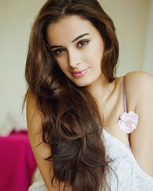 Instagram-evelyn_sharma