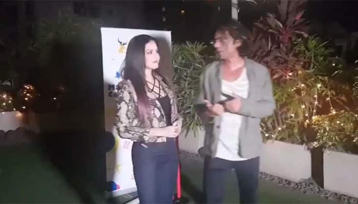 Sunil Grover returns to public platform, does IPL commentary with beautiful Sunny Leone — WATCH