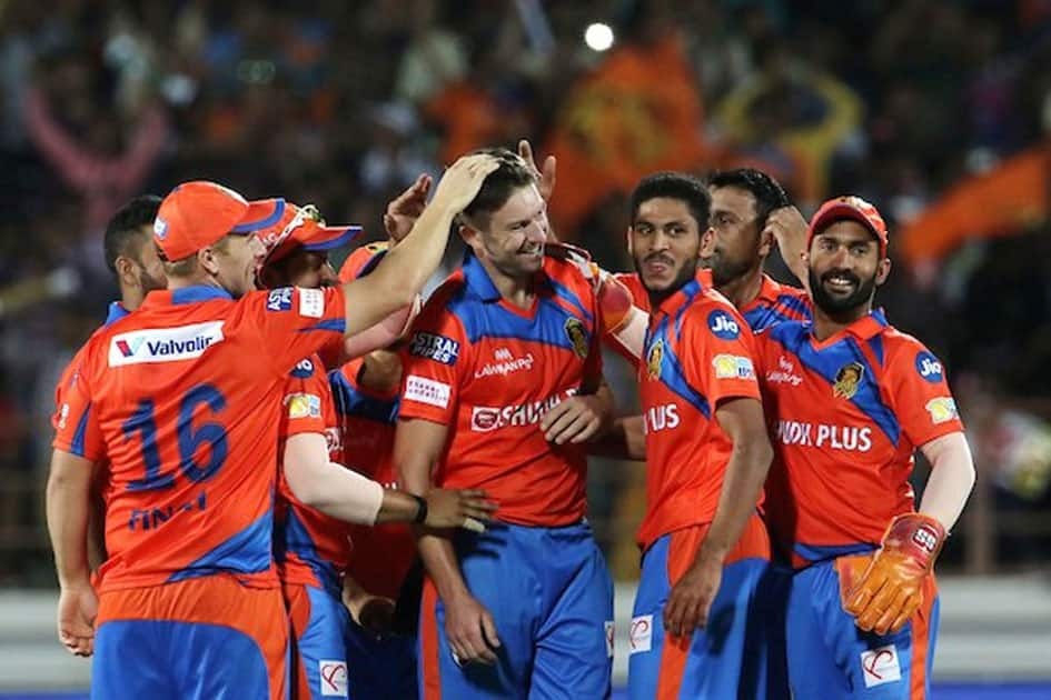 Gujarat Lions Vs Rising Pune Supergiant