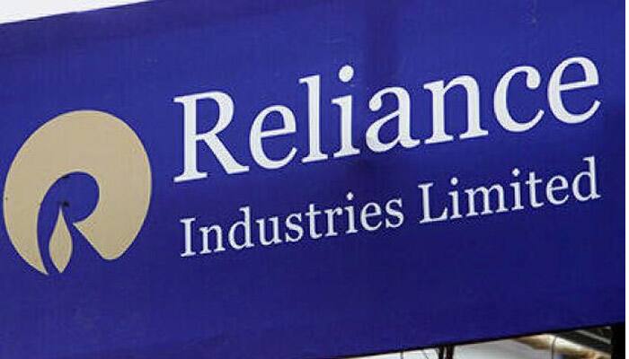 RIL briefly topples TCS as India&#039;s most valued firm