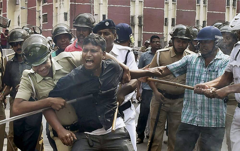 Youth Congress protest in Kolkata