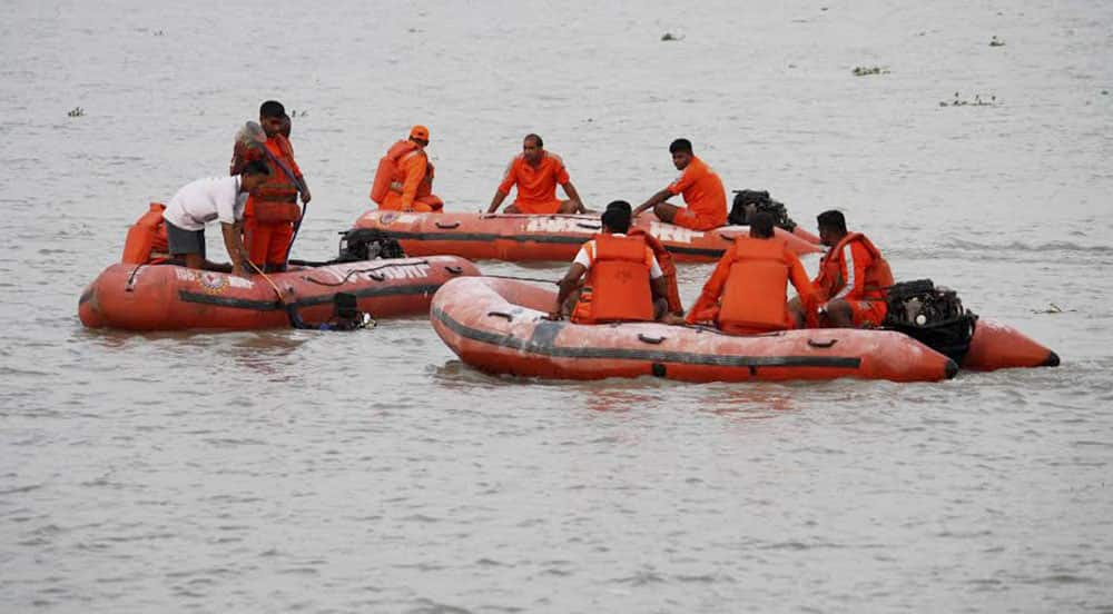 Jetty collapses in Hooghly