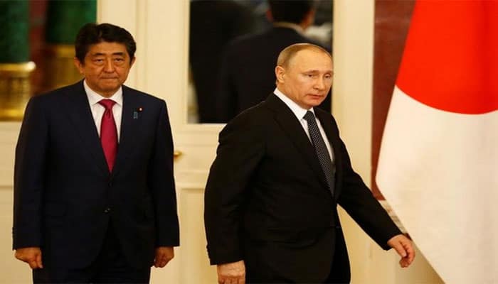 Vladimir Putin, Shinzo Abe call for faster restart of talks on North Korean settlement