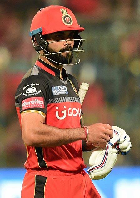 RCB Skipper Virat Kohli returns to the pavilion