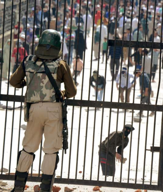 Clashes in Srinagar