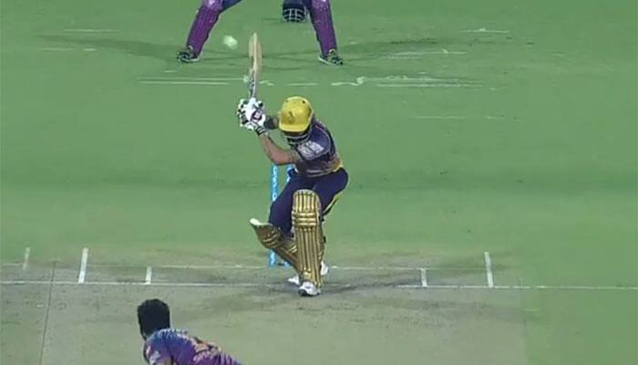 WATCH: KKR batsman Manish Pandey hits cricket&#039;s most strangest shot in IPL