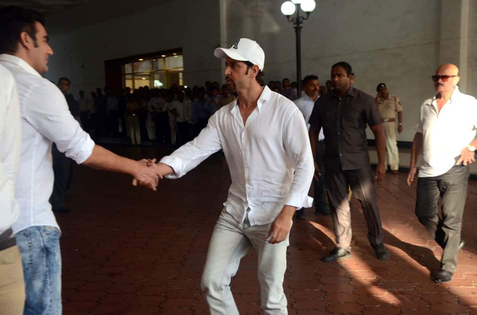 Actor Hrithik Roshan arrives