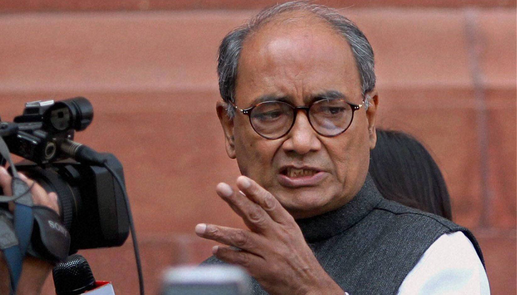 Case registered against Digvijaya Singh for ISIS tweet