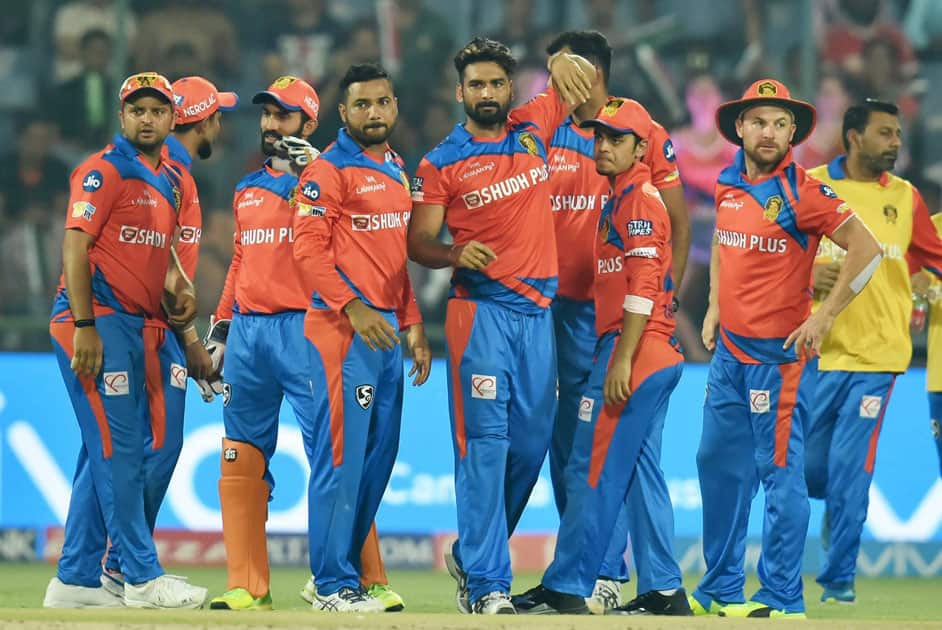 Gujrat Lions players celebrate Gujrat Lions players celebrate