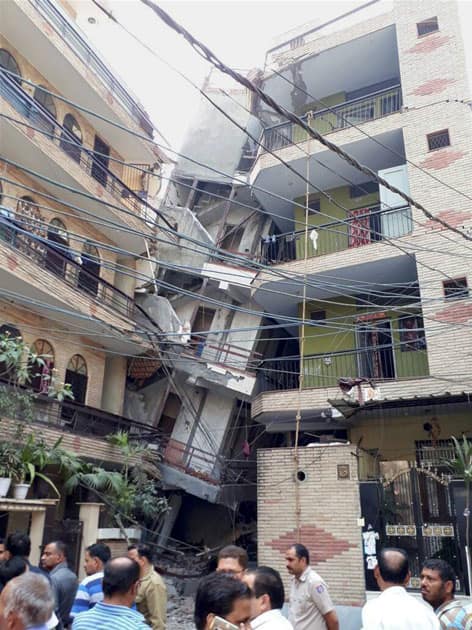 Inderpuri building collapse