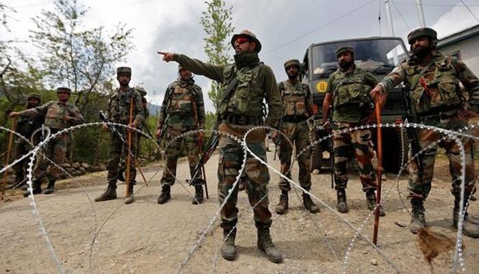 Jammu and Kashmir: One terrorist killed, a policeman martyred in Kulgam shootout 