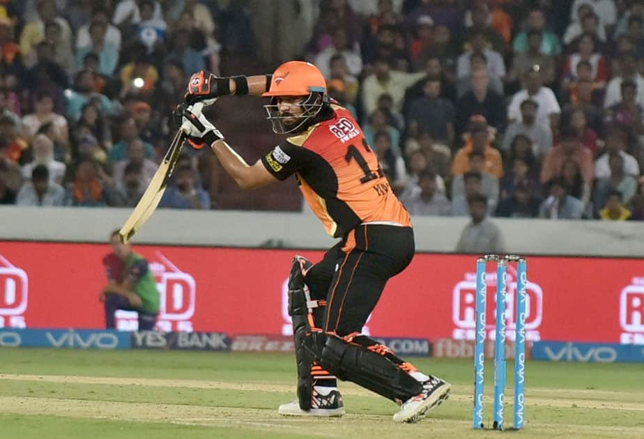 Yuviraj Singh of Sunrisers Hyderabad in action