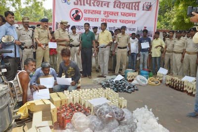 Police seizeliquor and narcotics in Patna