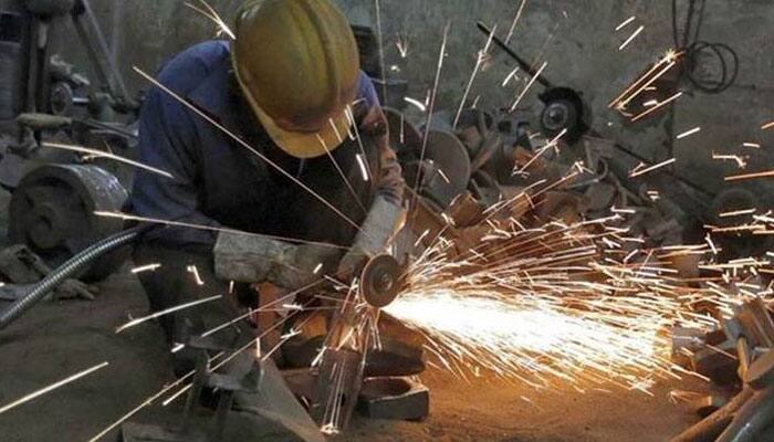 India&#039;s industrial output growth slips to 2.7% in March; retail inflation declines to 2.99% in April