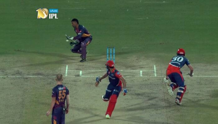 WATCH: MS Dhoni &#039;almost&#039; pulls of a magical run-out in DD vs RPS IPL match